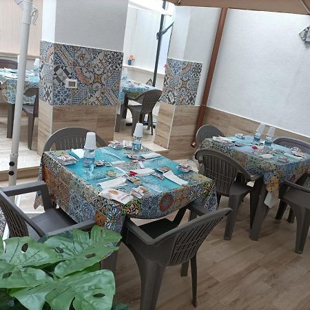B&B Stella Maris Trapani Centro מראה חיצוני תמונה