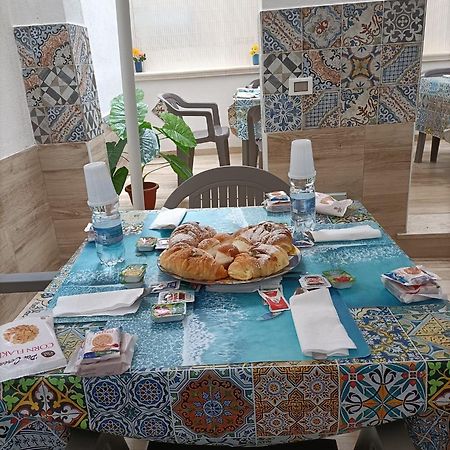 B&B Stella Maris Trapani Centro מראה חיצוני תמונה