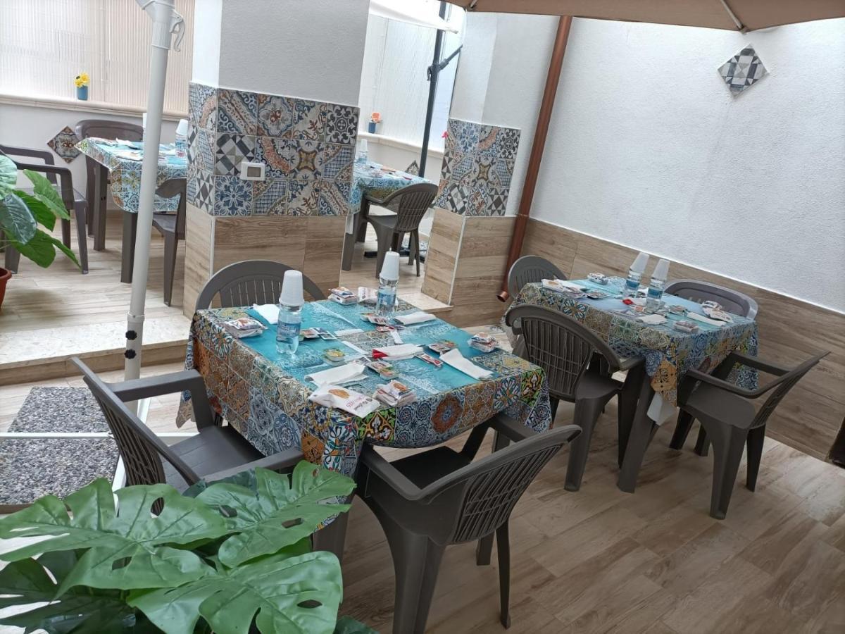 B&B Stella Maris Trapani Centro מראה חיצוני תמונה