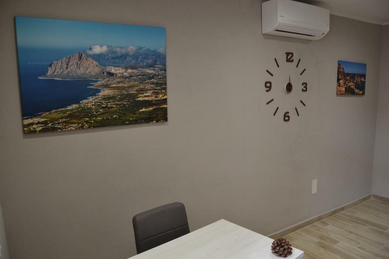 B&B Stella Maris Trapani Centro מראה חיצוני תמונה