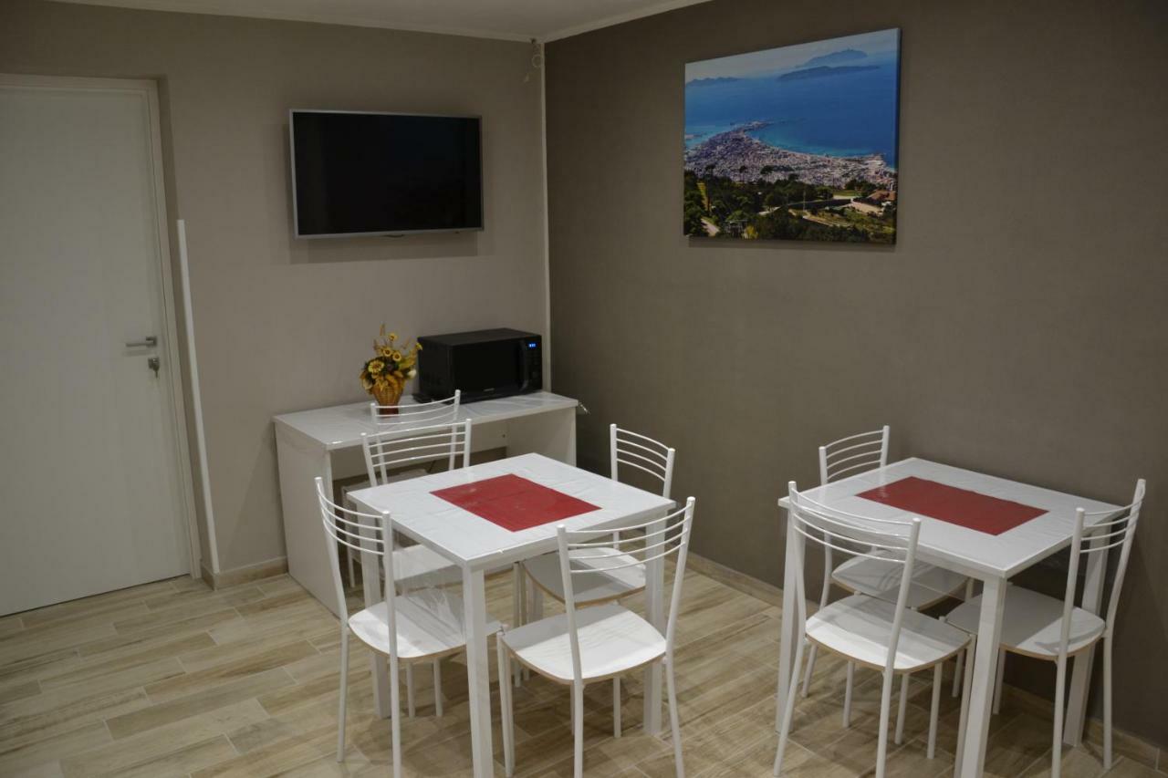 B&B Stella Maris Trapani Centro מראה חיצוני תמונה