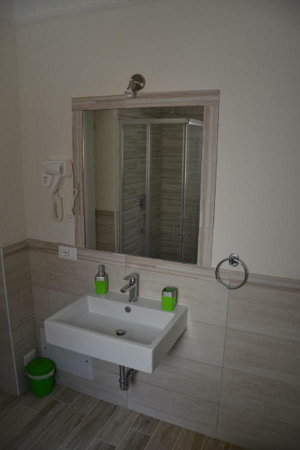 B&B Stella Maris Trapani Centro מראה חיצוני תמונה