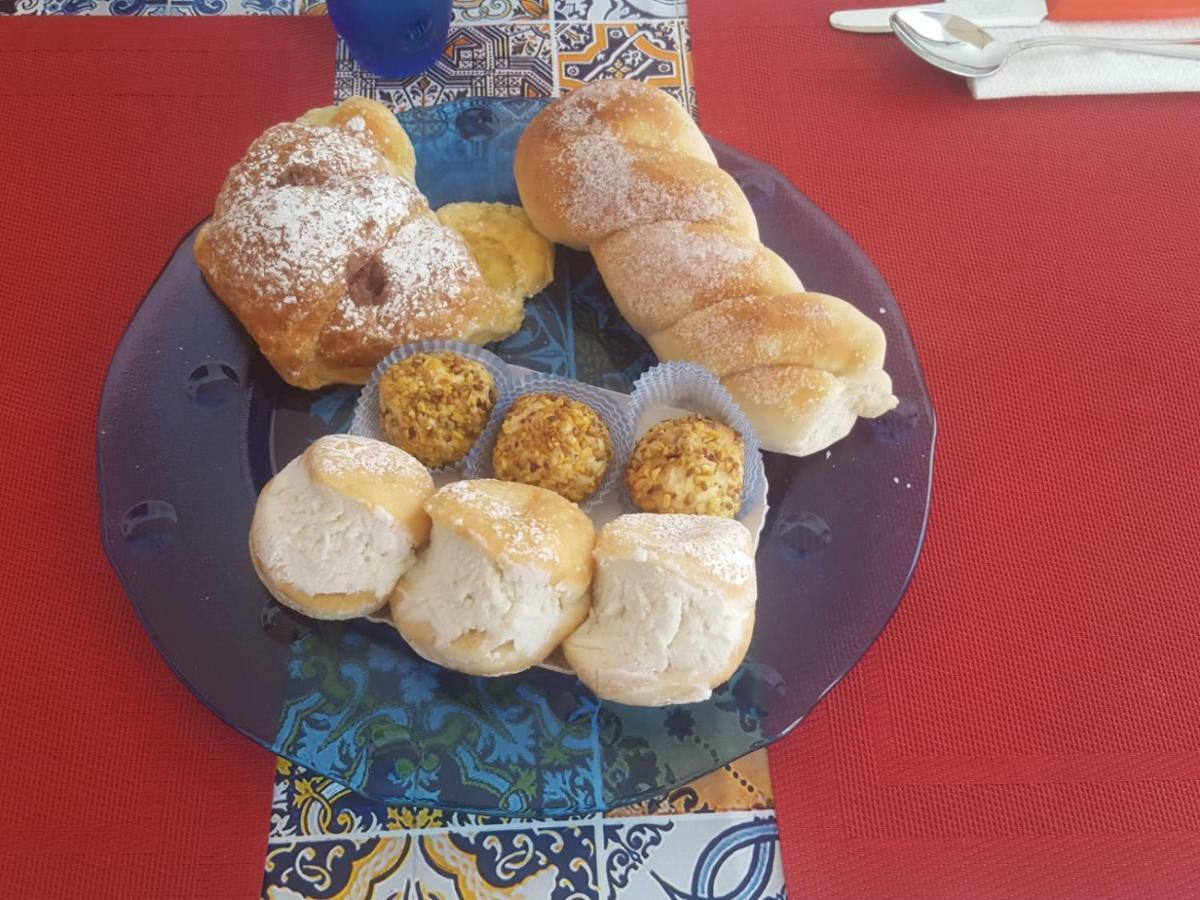 B&B Stella Maris Trapani Centro מראה חיצוני תמונה